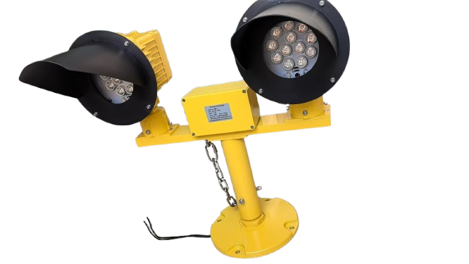 Światło strażnika pasa startowego